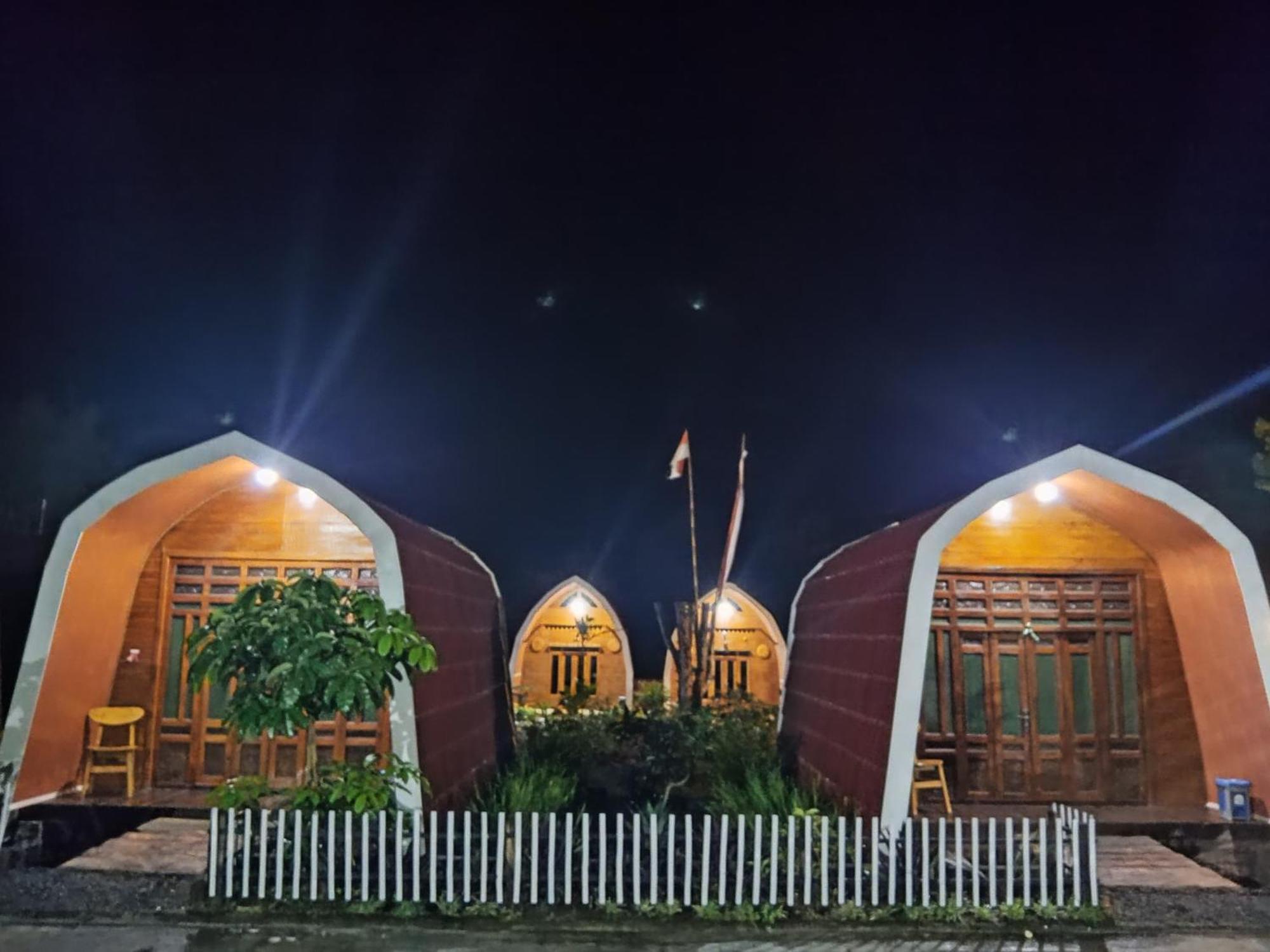 Indah Damai Cottages Sidomukti Zewnętrze zdjęcie